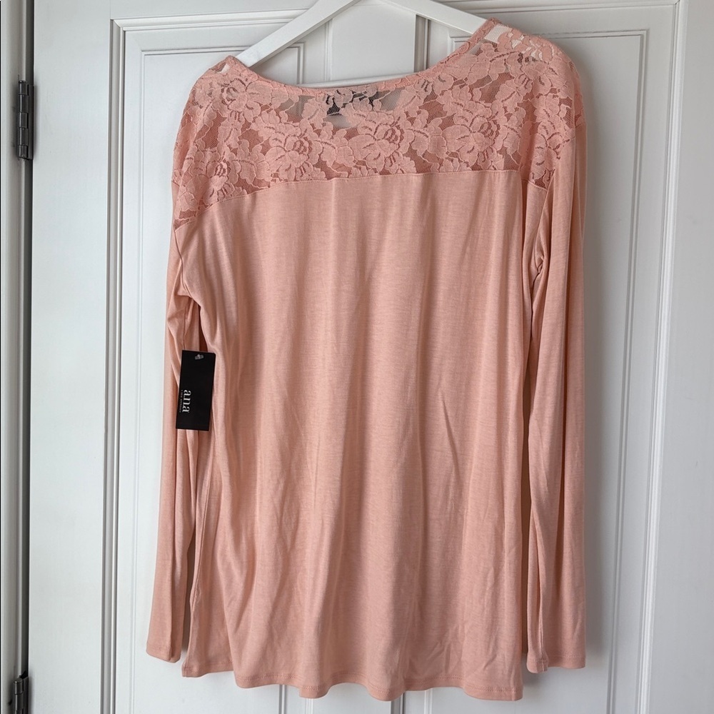 NWT a.n.a Peach Pink Lace Accent Long Sleeve Top Flowy large - Picture 5 of 5